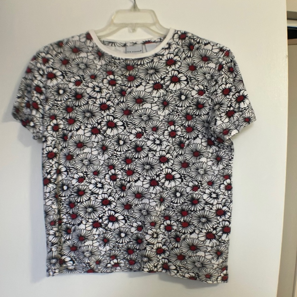 Flower power tee  by Kim Rogers